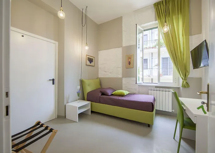Apart Otel Aurora 2*
