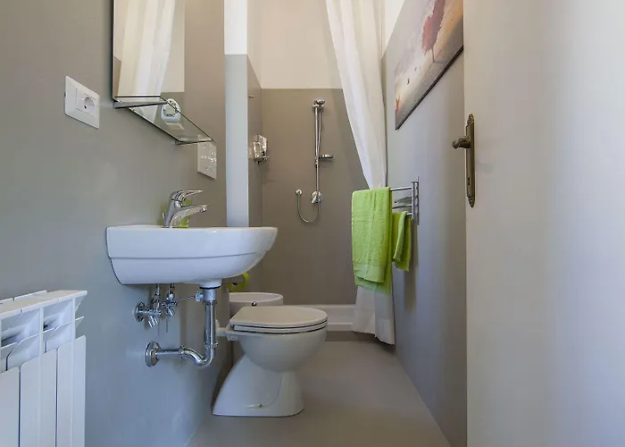 Apart Otel Aurora 2*
